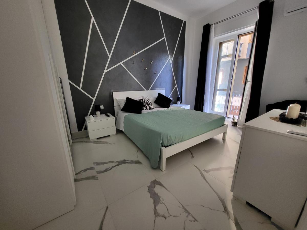 Newlife 815 Holiday Home Black Меркато Сан Северино Екстериор снимка